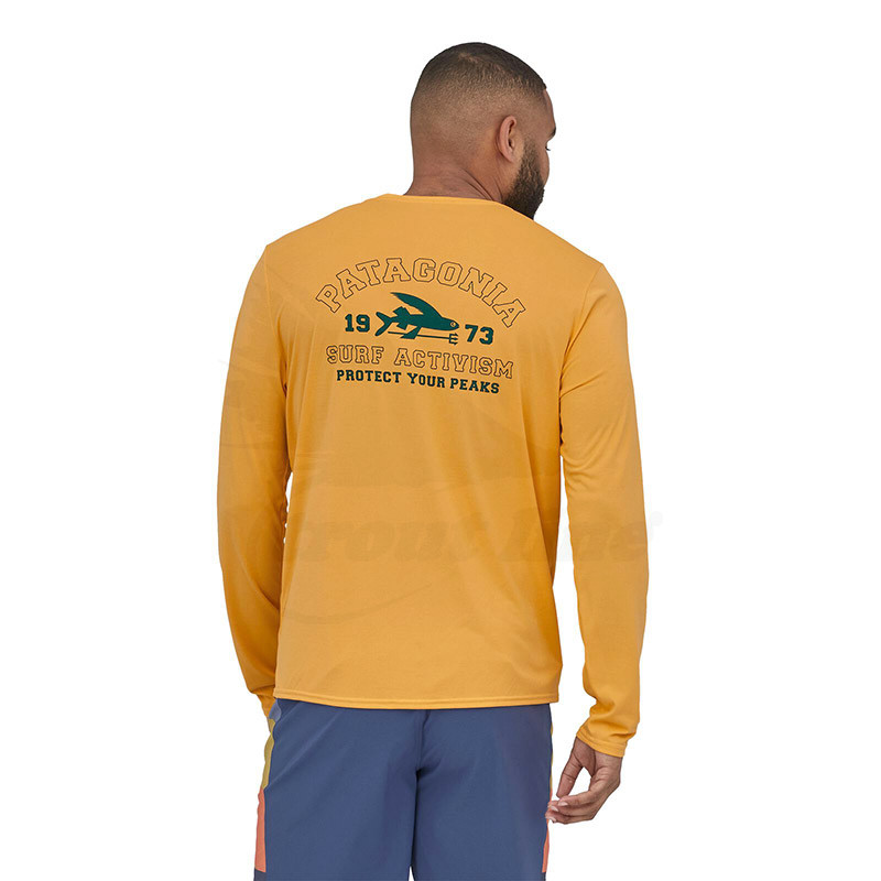 Patagonia Men's Long-Sleeved Capilene Cool Daily Graphic Shirt Team Surf  Activist: Saffron X-Dye